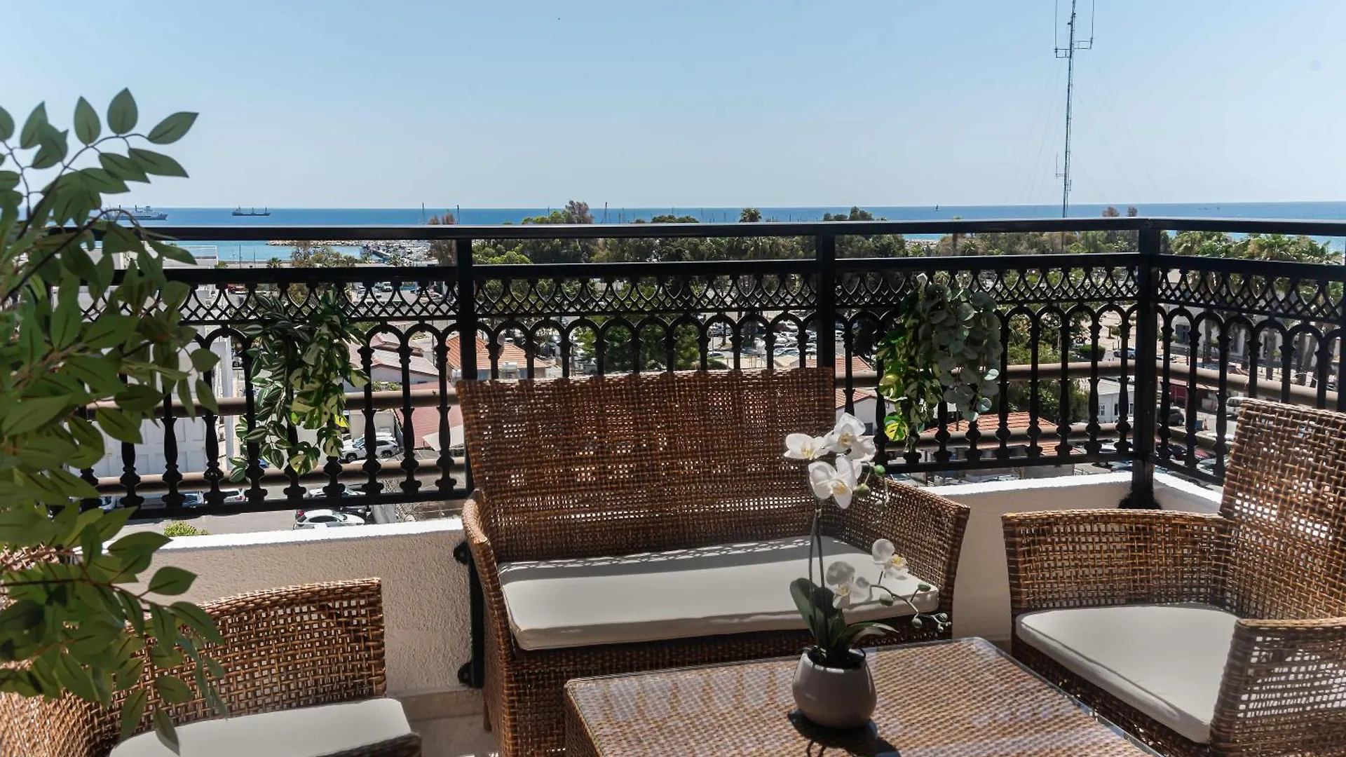 拉纳卡Phaedrus Living Seaview Phinikoudes Flat公寓 拉纳卡